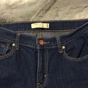 Levi’s 515 Bootcut Jeans. 10 Long, Dark Wash.